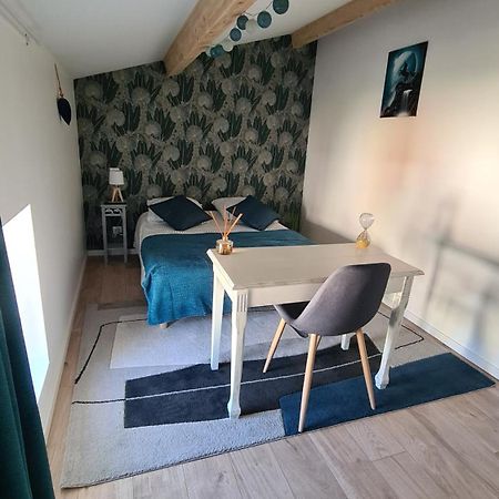 Apartamento La Grange De Karine Et Philippe La Clisse Exterior foto